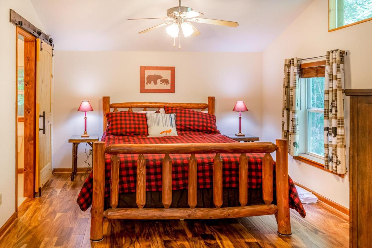 Red Fox Den Villa Силва Екстериор снимка